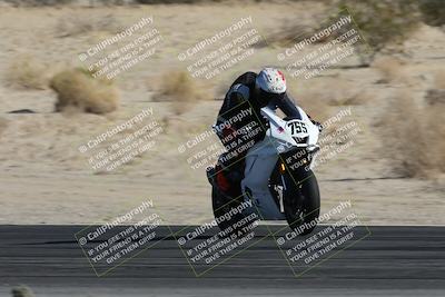 media/Dec-07-2025-CVMA (Sun) [[3e7d2de5dc]]/Race 8-Middleweight Shootout/